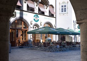 Platzl
