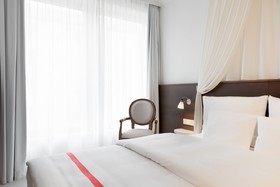 Ruby Rosi Hotel