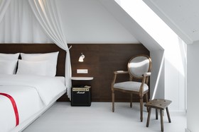 Ruby Rosi Hotel