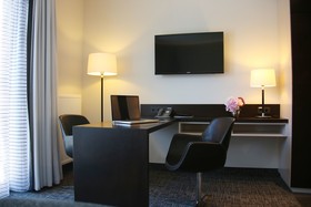 Schiller 5