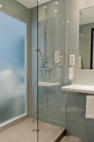 Super 8 by Wyndham Munich City North