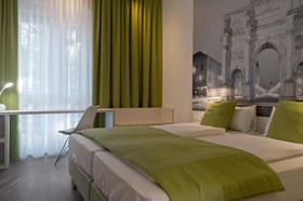 Super 8 by Wyndham Munich City North