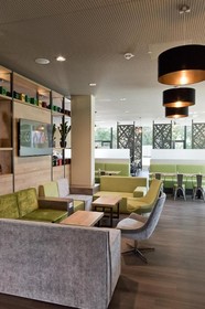 Super 8 by Wyndham Munich City North
