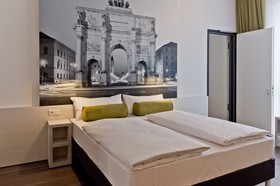 Super 8 by Wyndham Munich City West