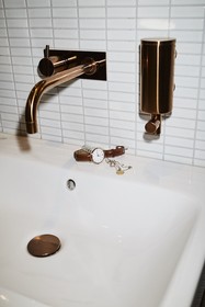The Flushing Meadows Hotel & Bar