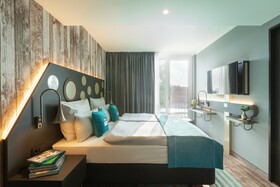 Holiday Inn - the niu, Brass Munich Olympiapark