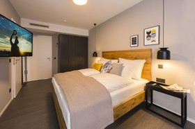 Timehouse Service Apartment