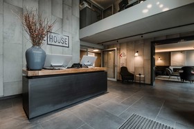 Timehouse Service Apartment