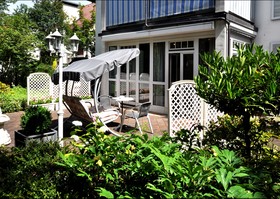 Villa Waldperlach by Blattl