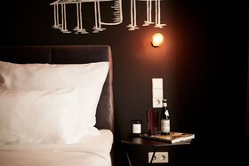 Wdrei Hotel