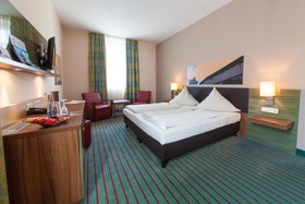 NOVINA HOTEL Tillypark