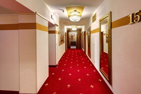 Tiptop Hotel Burgschmiet