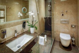 Tiptop Hotel Burgschmiet