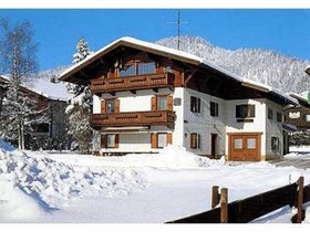 Haus Renate by Deva