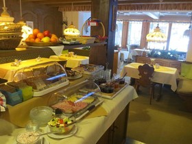 Alp Inn