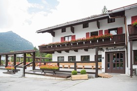 Hotel Gundl Alm