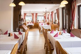 Hotel Gundl Alm