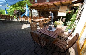 Landhotel & Gasthof Zur Post