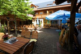 Landhotel & Gasthof Zur Post