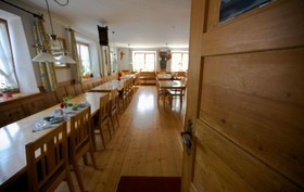 Landhotel & Gasthof Zur Post