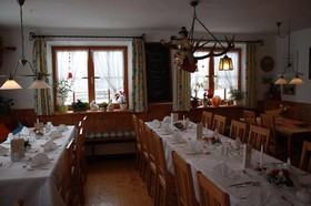 Landhotel & Gasthof Zur Post