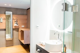 Coreum Hotel