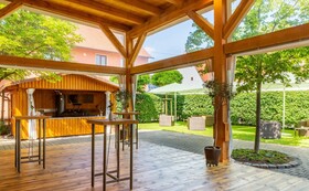 Acantus Hotel & Apartment