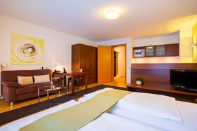 Acantus Hotel & Apartment