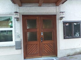 Schwarzer Adler