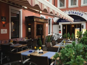 Hotel Strauss