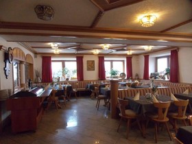 Hotel Dimpfl - Stadl