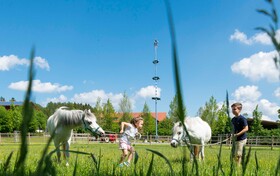 ULRICHSHOF Nature • Family • Design