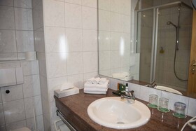 ULRICHSHOF Nature • Family • Design