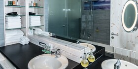 ULRICHSHOF Nature • Family • Design