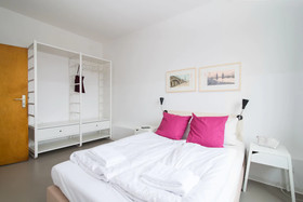 Apartments elPilar Wedding