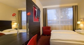 Premier Inn Berlin City Süd Hotel