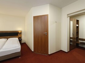 B&B HOTEL Berlin-Adlershof