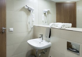 B&B HOTEL Berlin-Adlershof