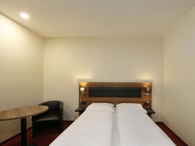 B&B HOTEL Berlin-Adlershof