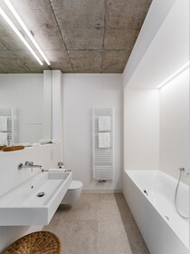 Carlotta Apartments