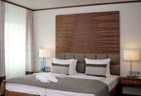 Golden Tulip Hamburg