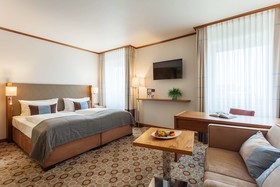 Golden Tulip Hamburg