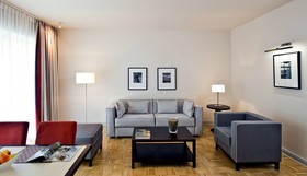 Golden Tulip Hamburg