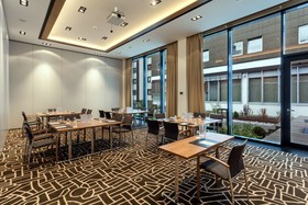 Golden Tulip Hamburg