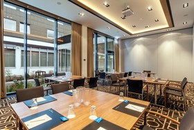 Golden Tulip Hamburg