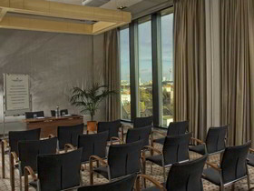 Golden Tulip Hamburg