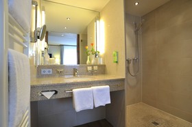 Golden Tulip Hamburg