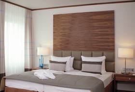 Golden Tulip Hamburg