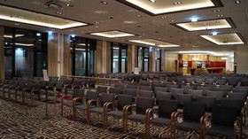 Golden Tulip Hamburg