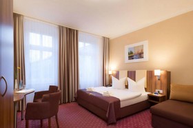 Gold Hotel am Wismarplatz